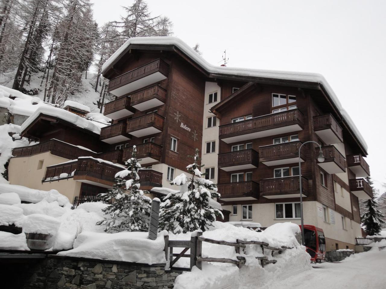 Bolero 4.5 Dachzimmerwohnung เซอร์แมท ภายนอก รูปภาพ